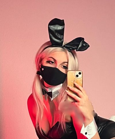 aureliabakerx profile