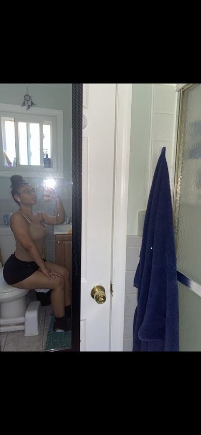 lizzyyy.0527 thumbnail