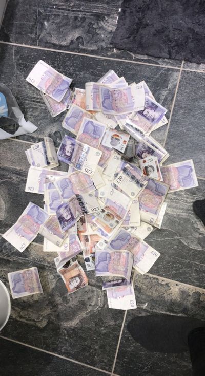 u212248760 thumbnail