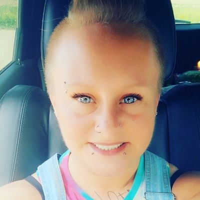 MonMon Green profile