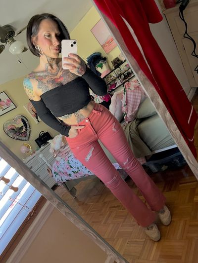 wonderwoman1983 profile