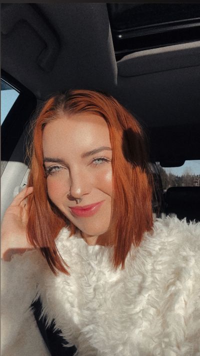 lillysang3lz profile