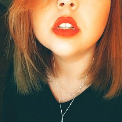 laceylaneofficial profile