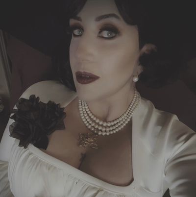 monroemenagerie profile