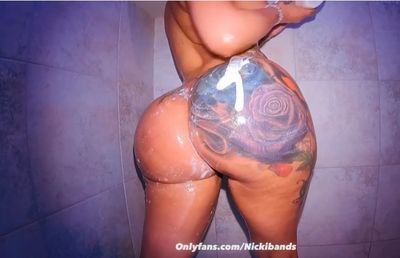 nickibands profile