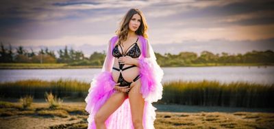 vicalunarafree thumbnail