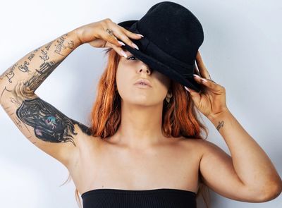 ashley-may00 thumbnail