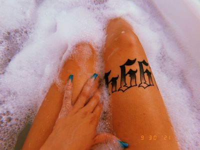 Peaches🍑✨ thumbnail