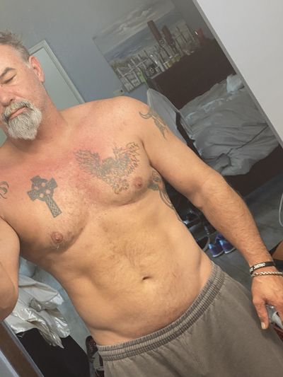 oilfieldsilverfox71 profile