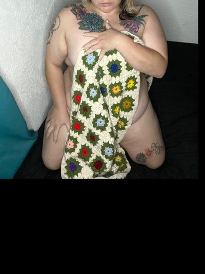 Weird ArtBabe thumbnail