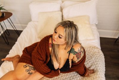 thickkvixenn thumbnail