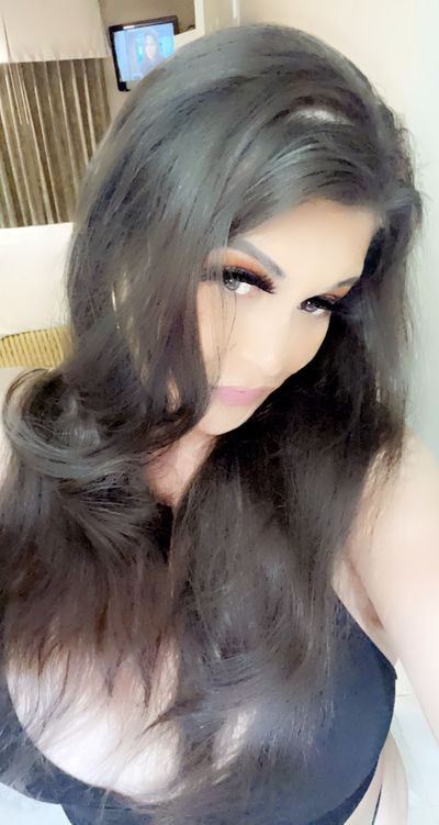 carismaflores68 thumbnail