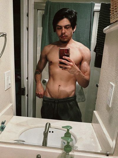 Ste Hugh Hefner ®🐰 thumbnail