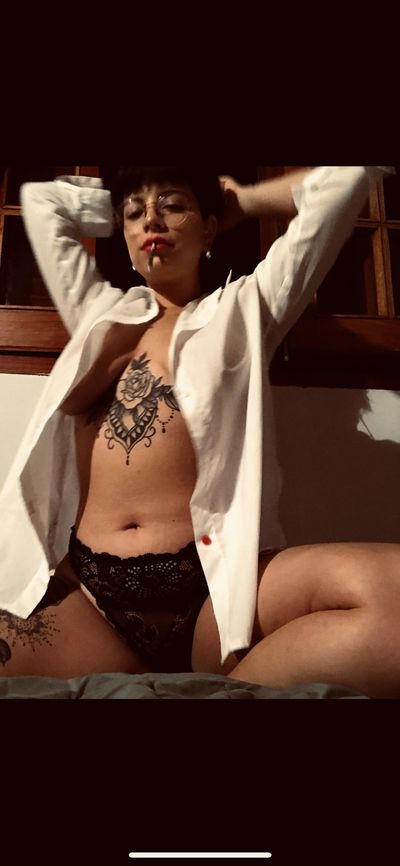 heretheuniverse profile