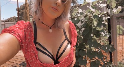 peachy-pearl profile