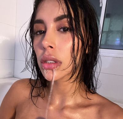 DAHYN 🍑 thumbnail