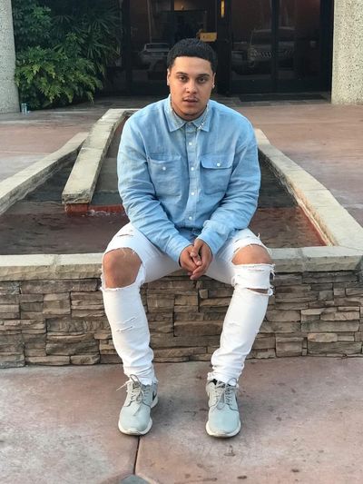 i A M J N R Y profile