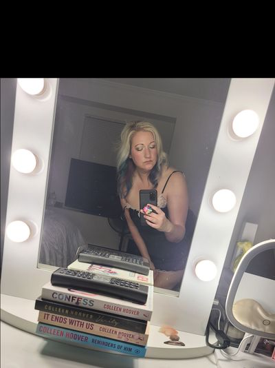 Lizzy Stephenz thumbnail