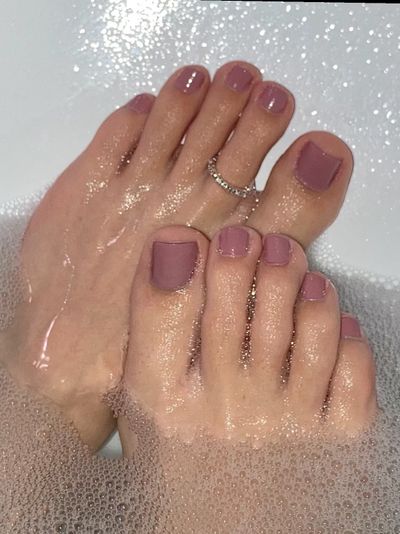 cutenessfootfetish profile