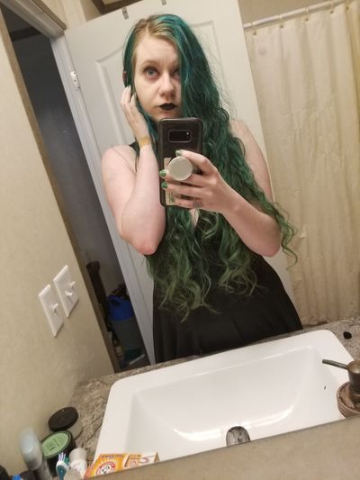 KittenIsASlut profile