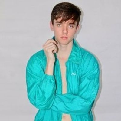 Oliver Edwards profile