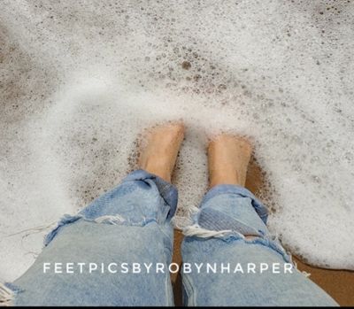 feetpicsbyrobyn thumbnail