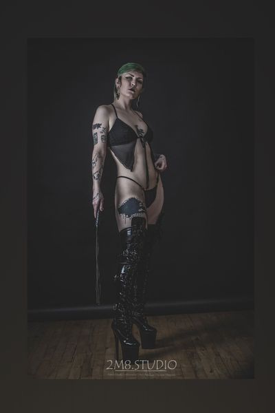 𝕽𝖝𝖛𝖊𝖓 𝕸𝖝𝖗𝖘 profile