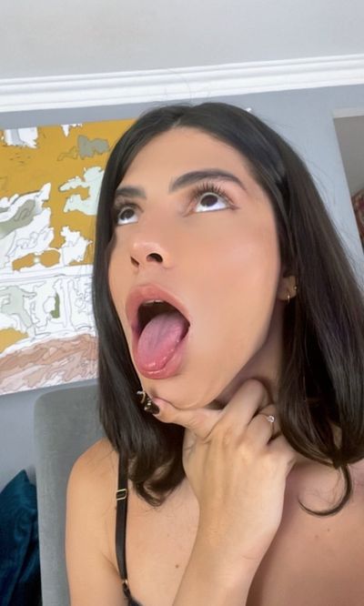 angel_turned thumbnail