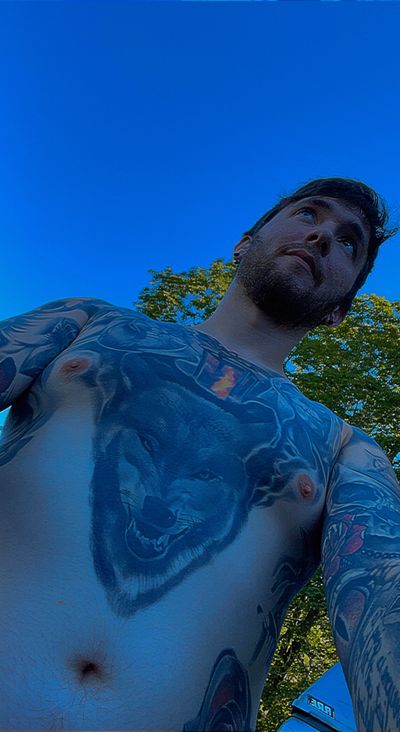 coreyfcknjames profile