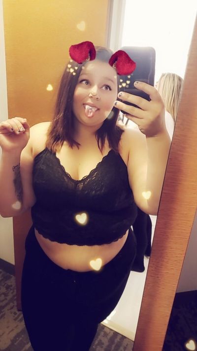 Luscious Lyla profile