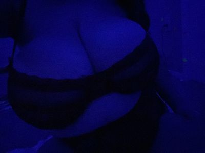 theariannaperez thumbnail