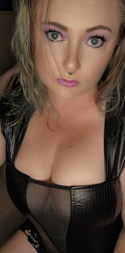 tiffplayslut2 profile