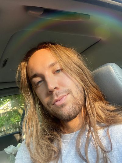 ellisisland98 profile