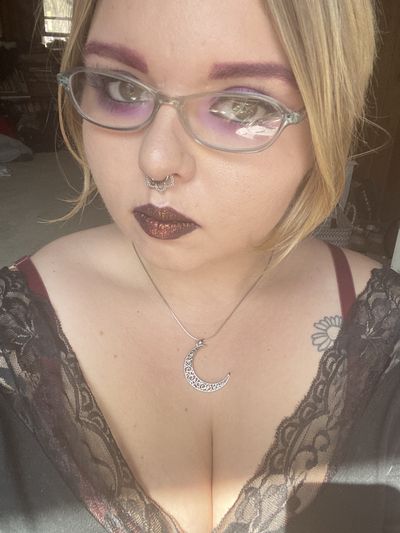 theheirothot profile