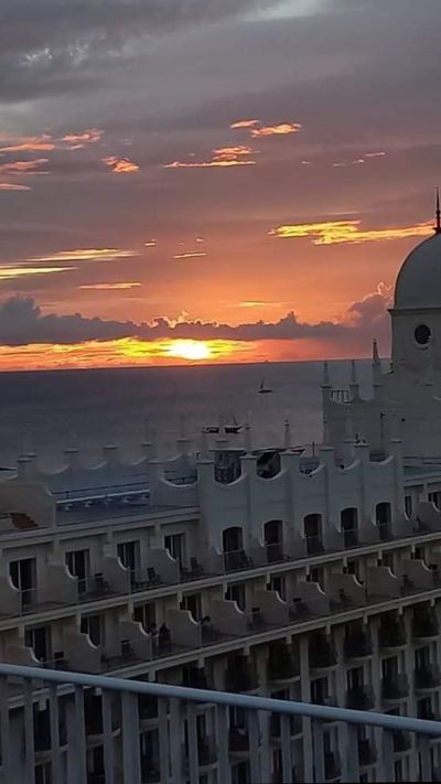 u195290089 thumbnail