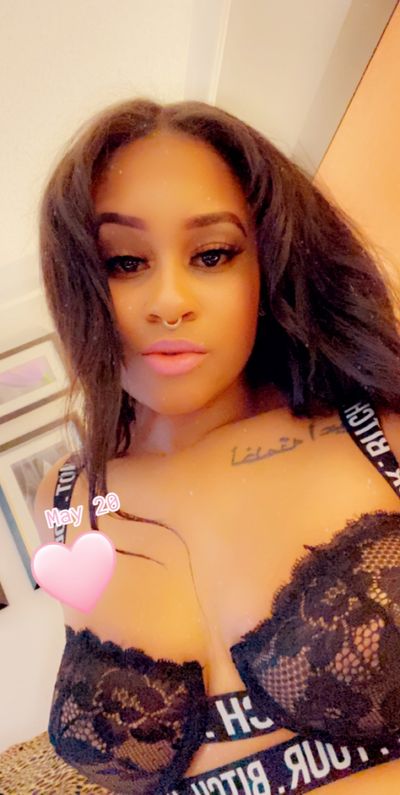 Chanel 💦🍭🍬 profile