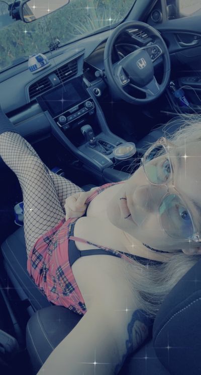 beautifullyimperfectgeek thumbnail