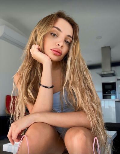 Nicole Bambi profile