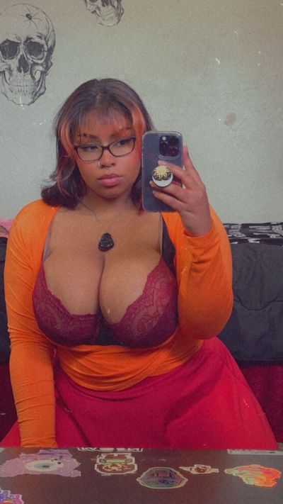 spookysymone profile