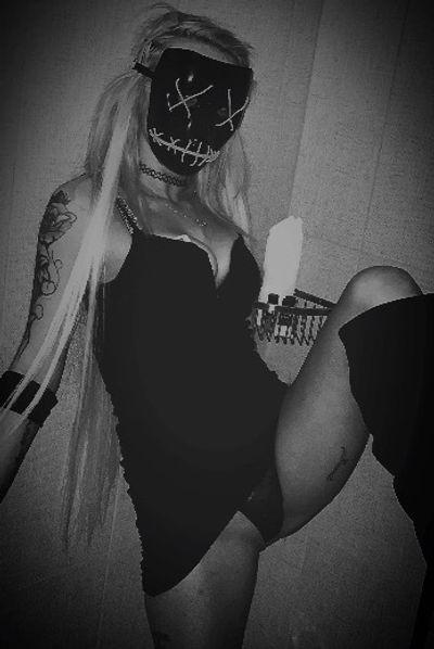 witchbitch3z profile