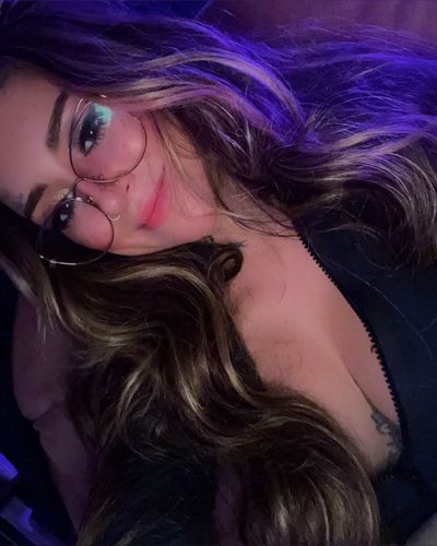 peachyblondie profile