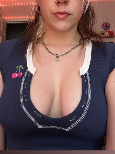 vvelvetdreams profile