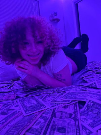 Kitty 👅 thumbnail