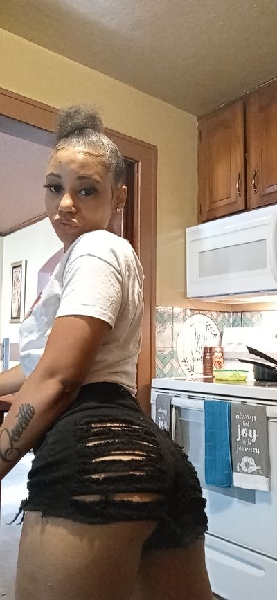 Unique Marie profile