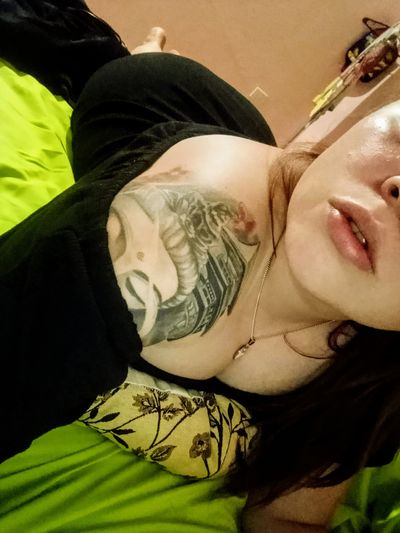 nicolette024 thumbnail