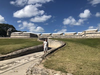 luishotgay thumbnail