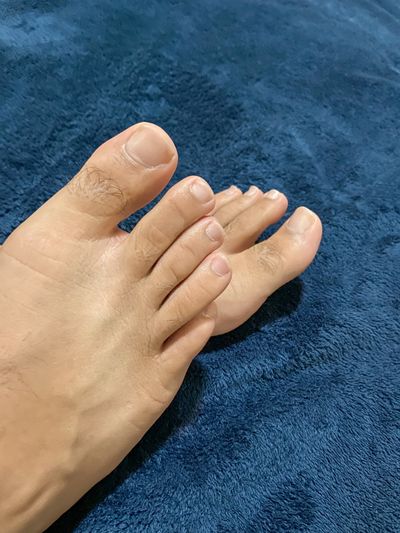 hisamazingfeet thumbnail