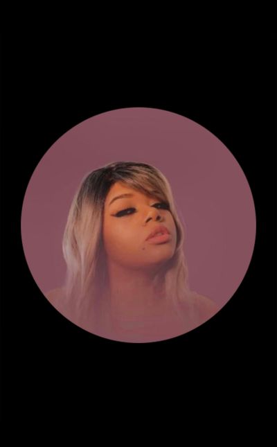 Naomi Pierce profile