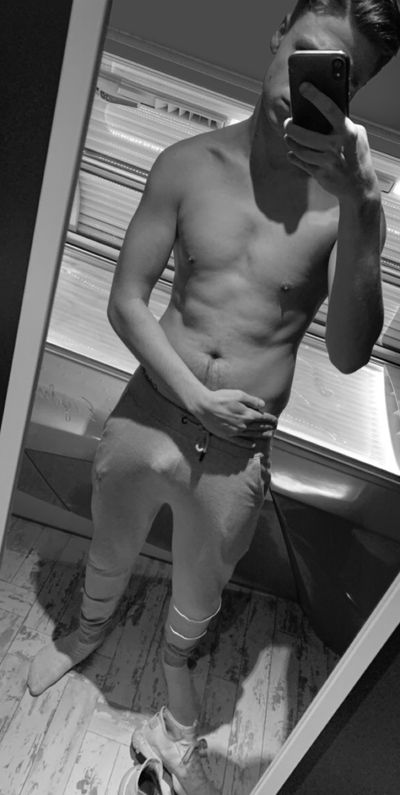 tommycjmitchell profile