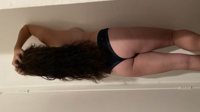 rose.miliof thumbnail